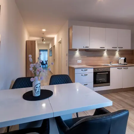 Gleuel - Digital Hotel&serviced Apartments&boardinghouse Mit Voll Ausgestatteten Küchen Hürth