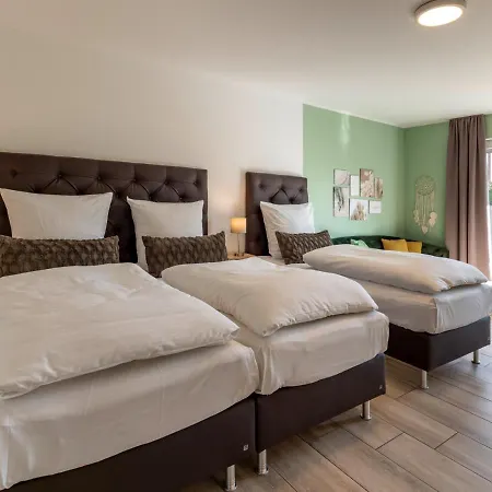 Gleuel - Digital & Serviced & Boardinghouse Mit Voll Ausgestatteten Kuechen Hotel 4*