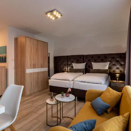 Gleuel - Digital & Serviced & Boardinghouse Mit Voll Ausgestatteten Kuechen 4* Huerth