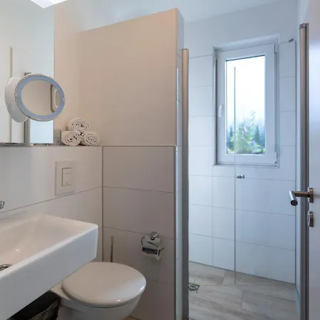 ホテル Gleuel - Digital & Serviced & Boardinghouse Mit Voll Ausgestatteten Kuechen 4*