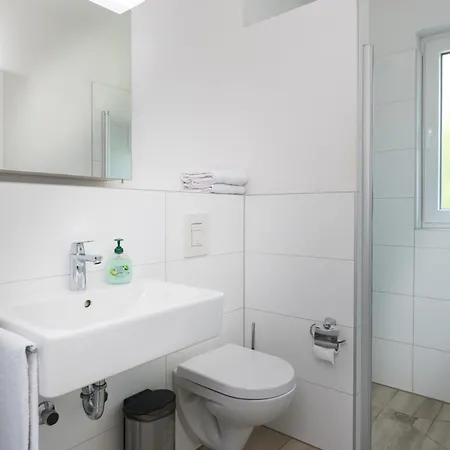 Hotel Gleuel - Digital Hotel&serviced Apartments&boardinghouse Mit Voll Ausgestatteten Küchen 4*