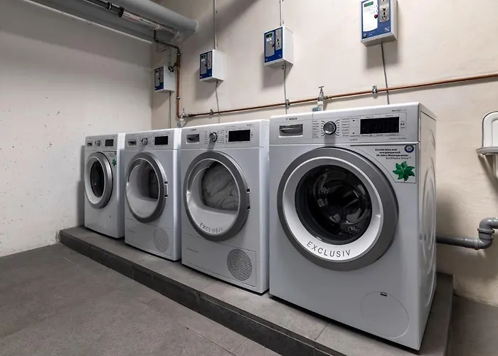 Gleuel - Serviced 4*