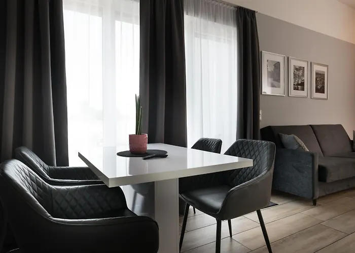 Gleuel - Serviced 4*